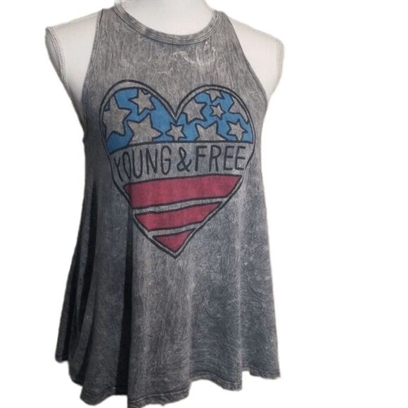 💸3/12$-  American Age, High Neck Racer Back Graphic Tank “Young & Free” - Picture 1 of 6